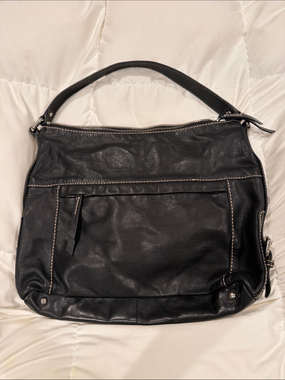 Fossil Black Leather Shoulder Bag with Contrast Stitching